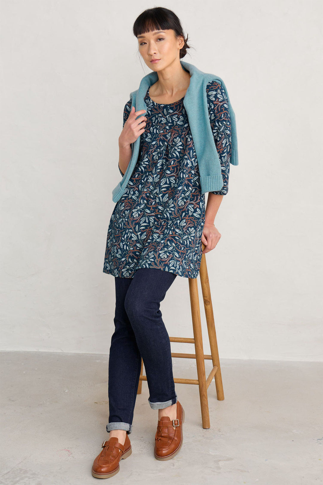 Seasalt WM29356-31250 Navy Flowering Reeds Raincloud Arusha Tunic - Shirley Allum Boutique
