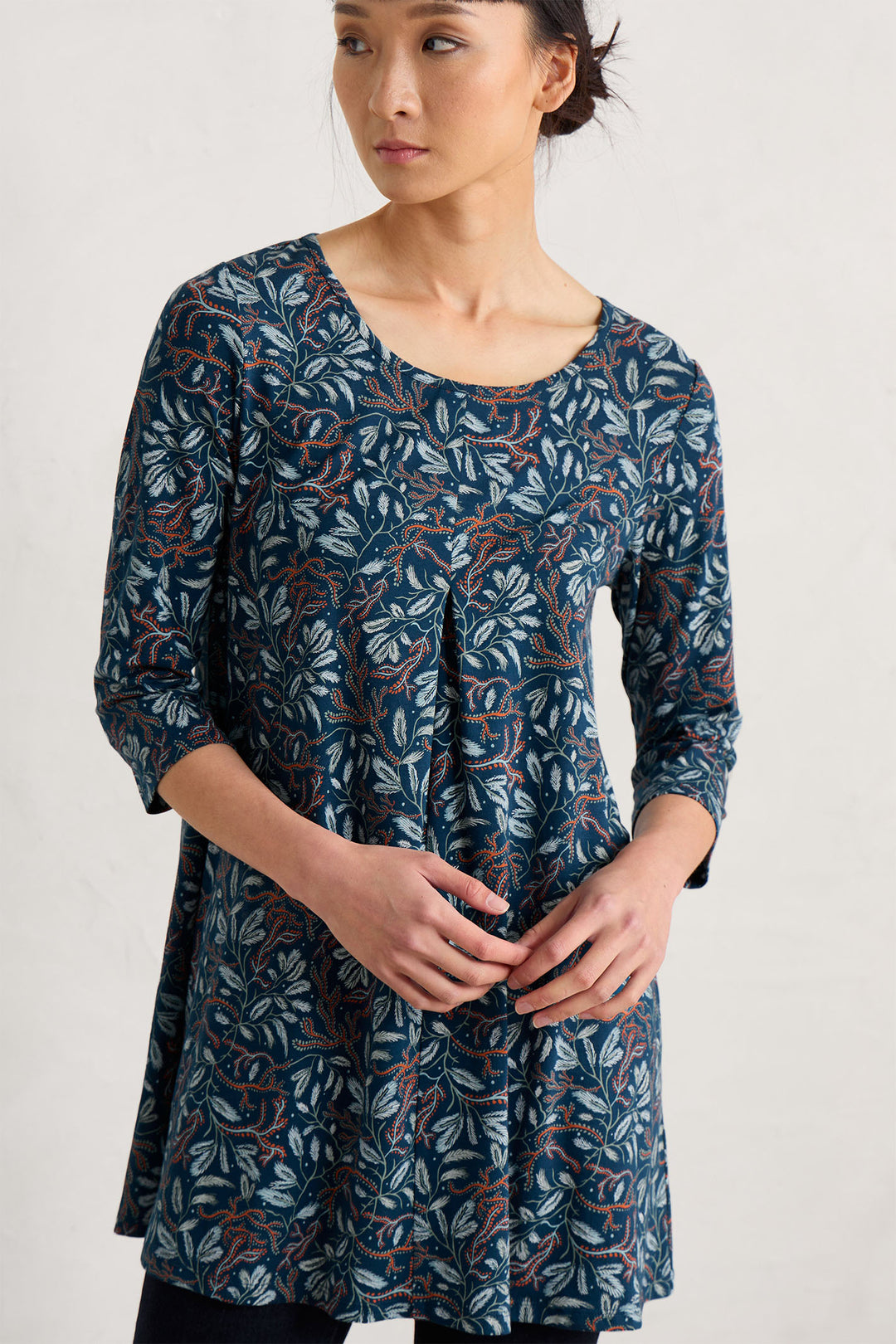 Seasalt WM29356-31250 Navy Flowering Reeds Raincloud Arusha Tunic - Shirley Allum Boutique