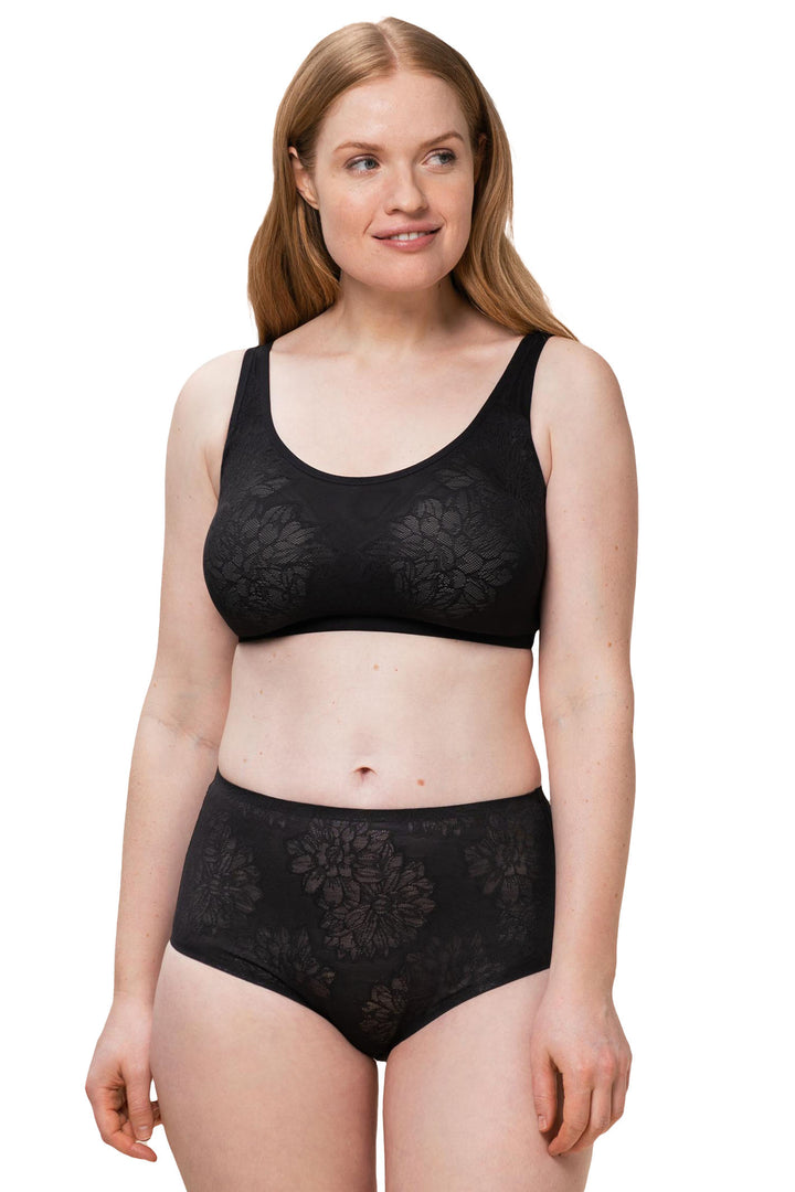 Triumph 10202477 0004 Black Fit Smart Maxi EX Brief - Shirley Allum Boutique