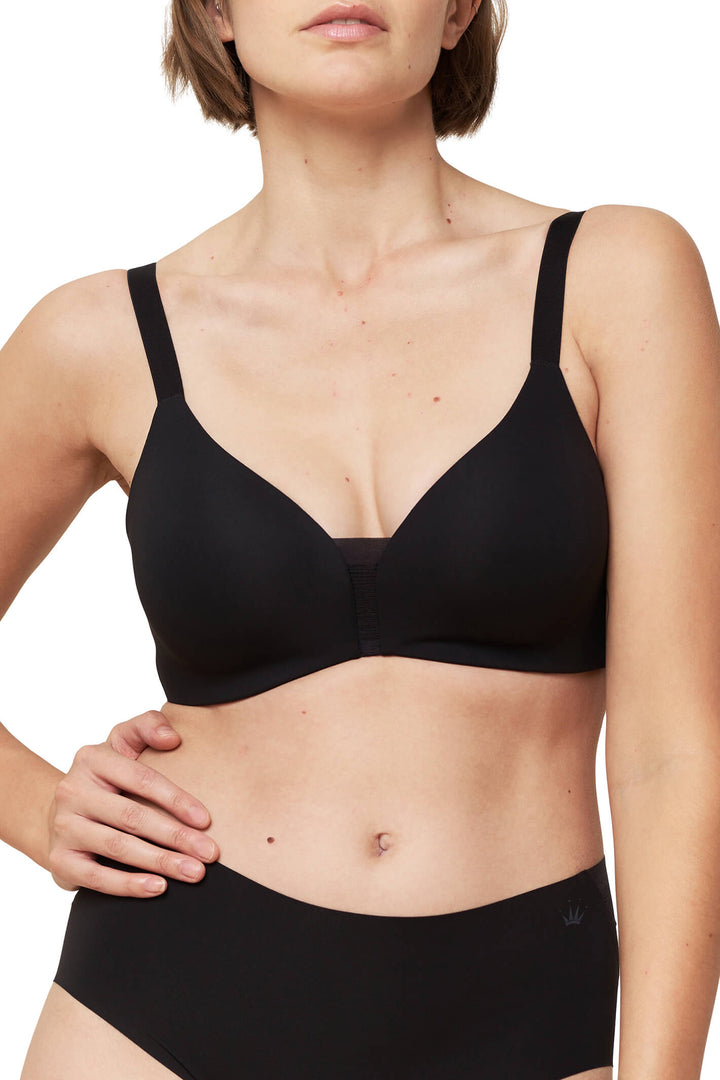 Triumph 10213788 0004 Flex Smart Padded Ex Soft Black Bra - Shirley Allum Boutique