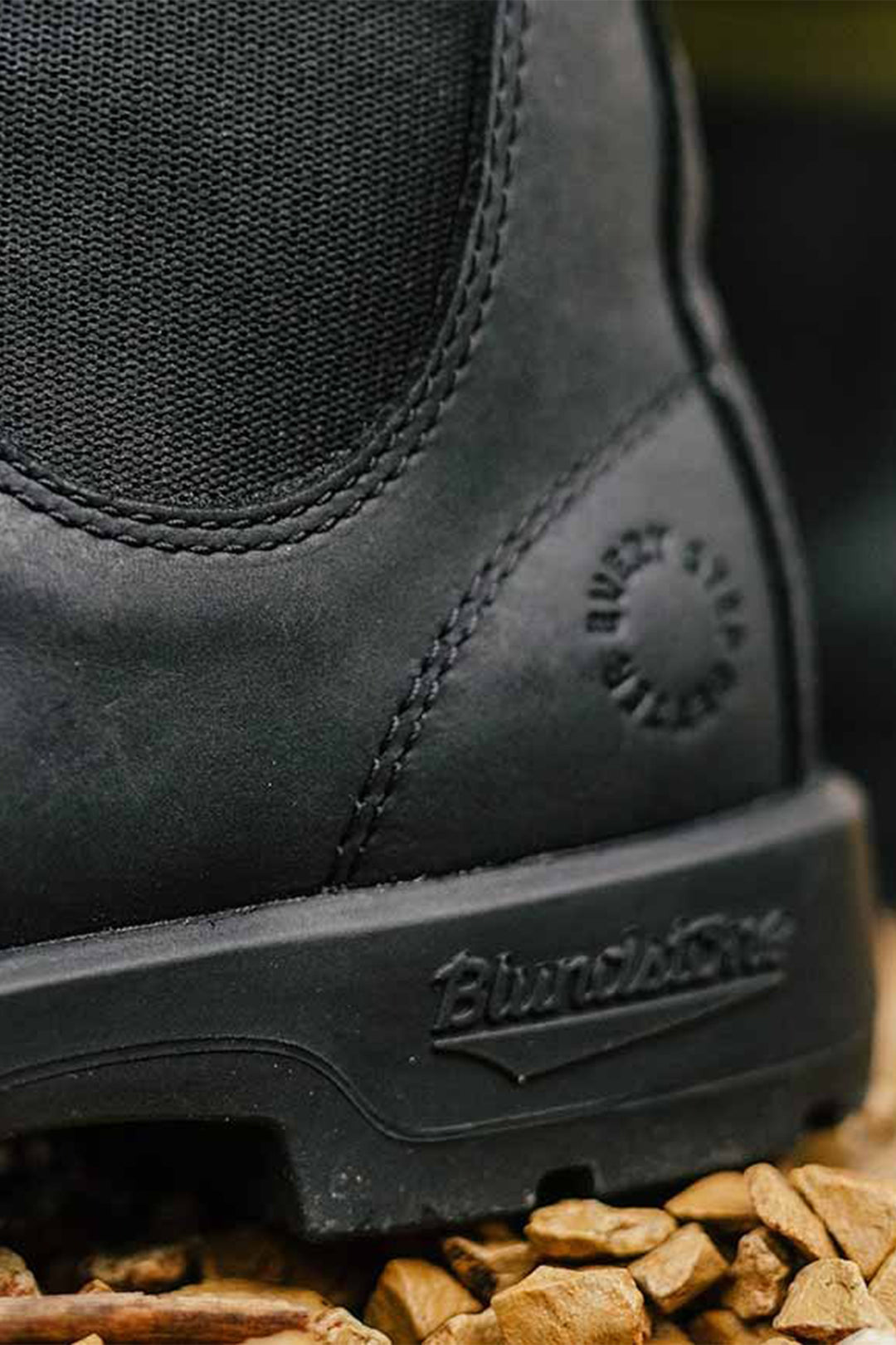 Blundstone Black Net Zero Leather Boot 2646, heel and sole detail