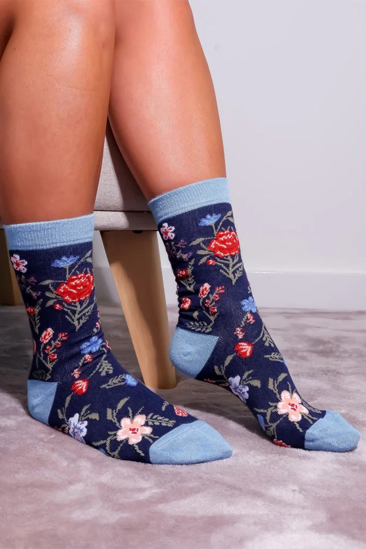 Eco Chic SK13NY Navy Floral Bamboo Socks