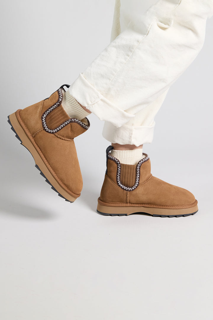 Emu Australia Higgie Chestnut Brown Sheepskin Boots W13198, worn with cropped trousers