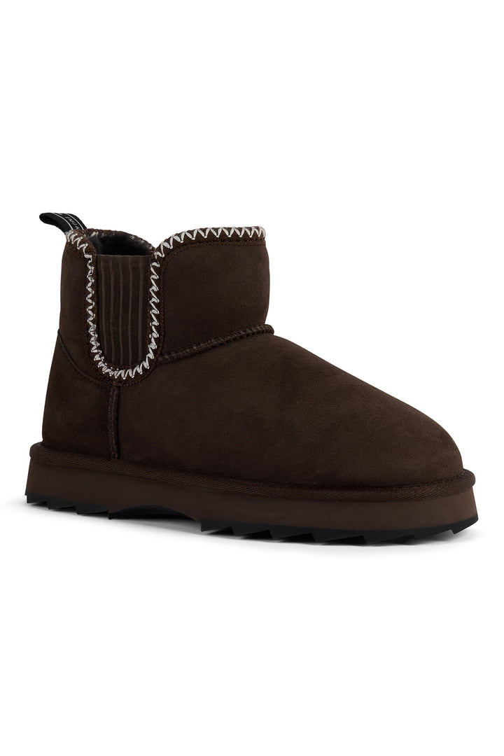 Emu Australia Higgie Chocolate Brown Sheepskin Boots W13198, three-quarter view