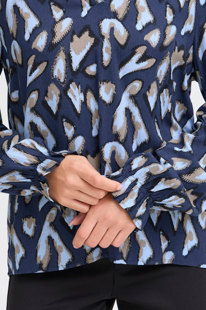 Fransa Blouse FRflowy 3 Navy Blazer 20614106 204193 - Shirley Allum Boutique