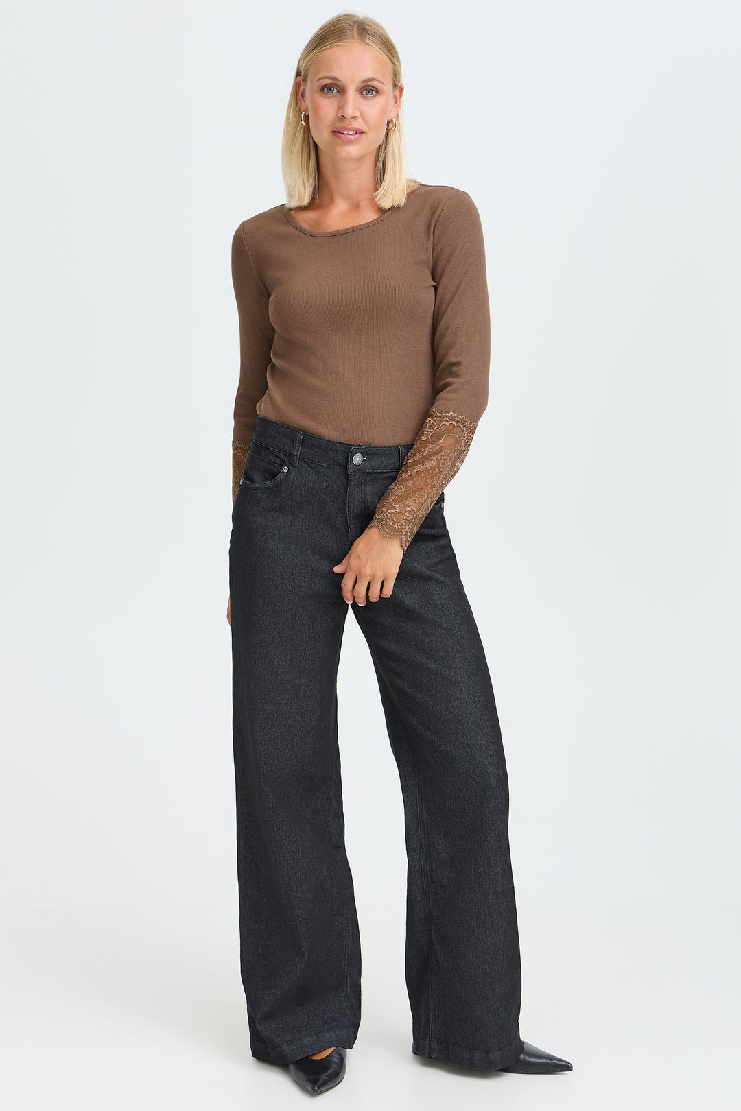 Fransa FRHIZAMOND Rain Drum floral-cuff top at Shirley Allum