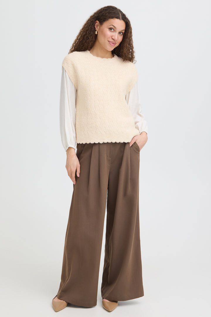 Fransa FRNETTY Oatmeal Melange knit vest at Shirley Allum