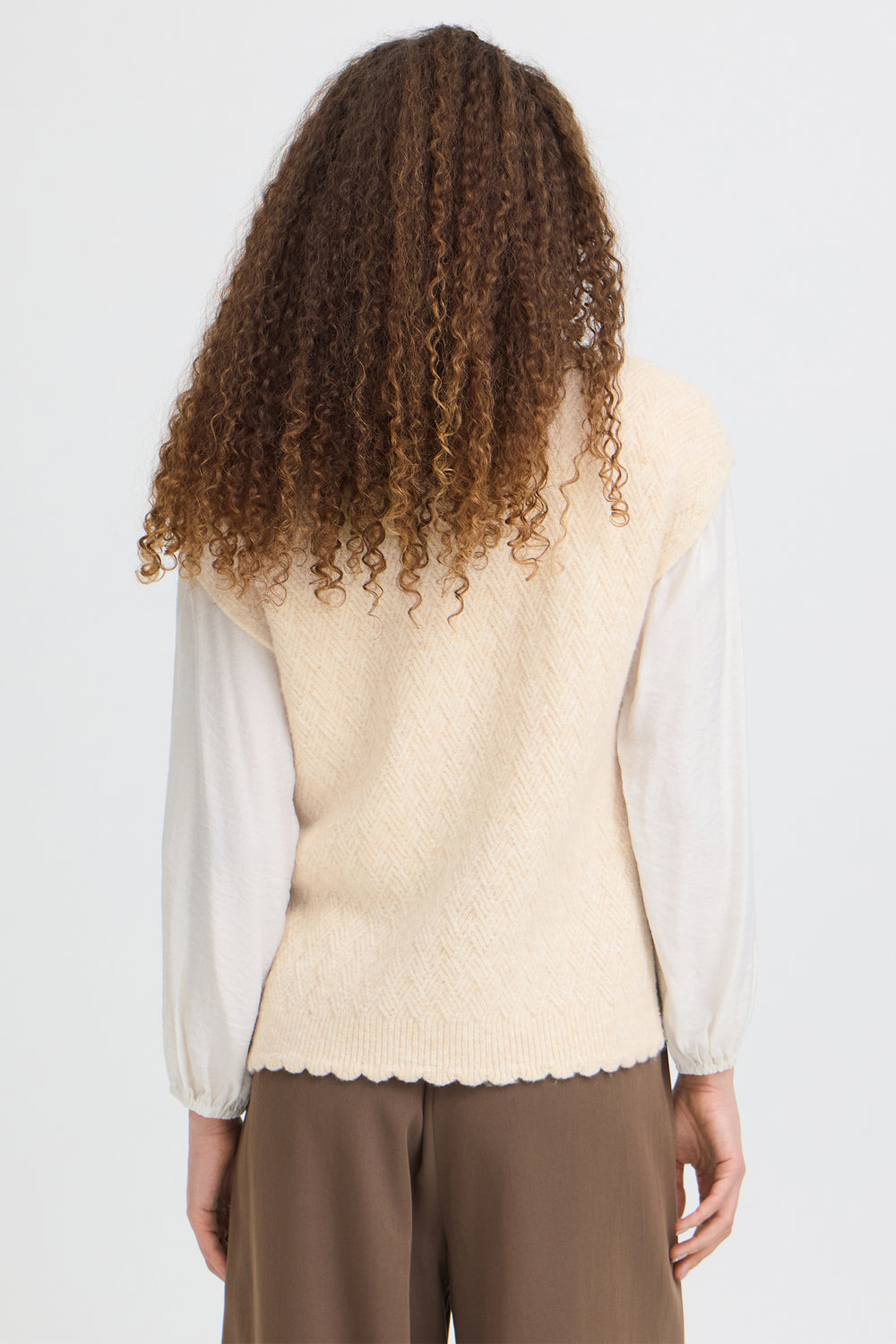 Fransa FRNETTY Oatmeal Melange knit vest at Shirley Allum