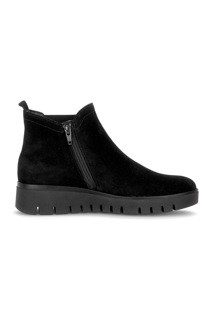 Gabor Dublin Black Suede Boots 8015.01.002, sole view
