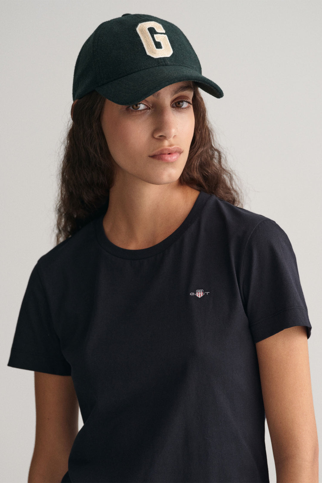 Gant T-Shirt Short Sleeve Black Reg Shield 4200200 - Shirley Allum Boutique