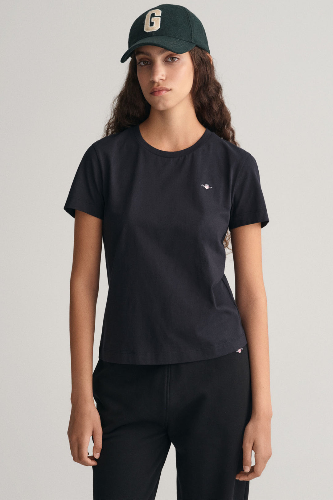Gant T-Shirt Short Sleeve Black Reg Shield 4200200 - Shirley Allum Boutique