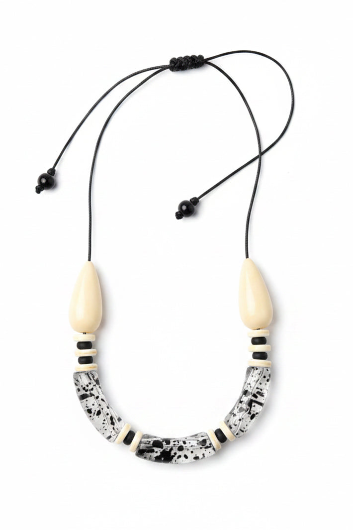 Gist Jewellery Clear Adjustable Cord Necklace EOR05, on white