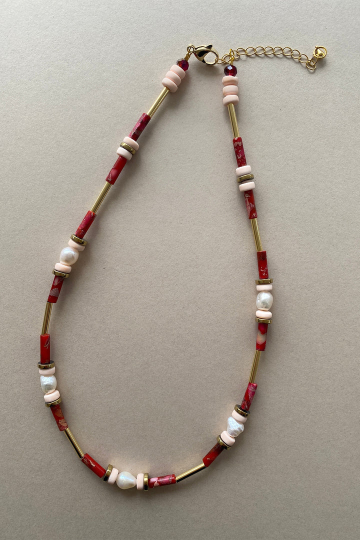 Gist Jewellery Pink and Peach Freshwater Pearl Necklace BDL05, laid flat, clasp open