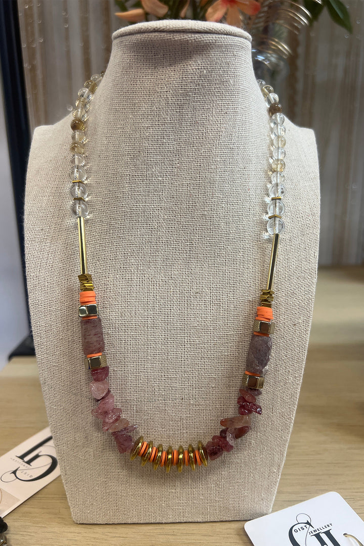 Gist Jewellery Pink Strawberry Quartz Barrel and Chip Necklace EOR17, on a display bust