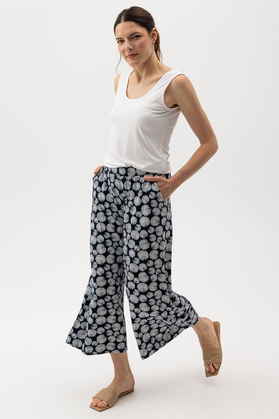 Holebrook Sweden Trousers Esther Navy White Shell S52205 294 - Shirley Allum Boutique