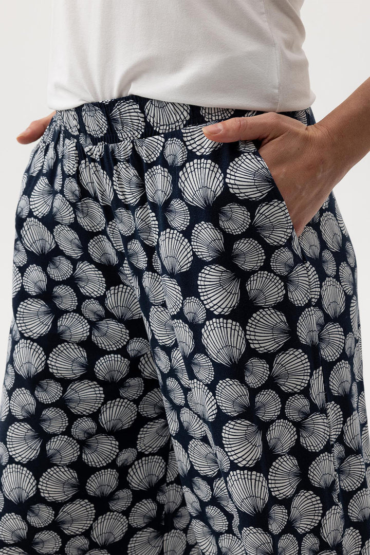 Holebrook Sweden Trousers Esther Navy White Shell S52205 294 - Shirley Allum Boutique