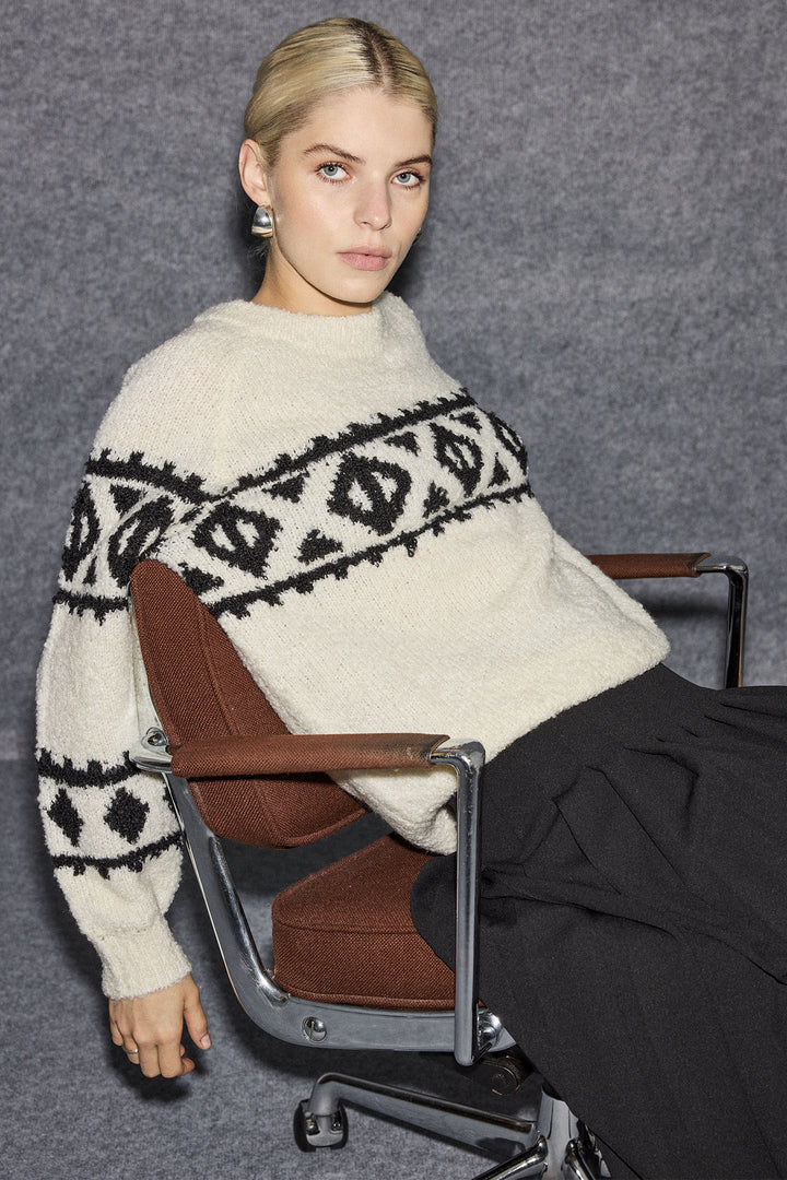 Ichi IHCarani Birch Cream Long Sleeve Pattern Jumper 20124518 130905 - Shirley Allum Boutique