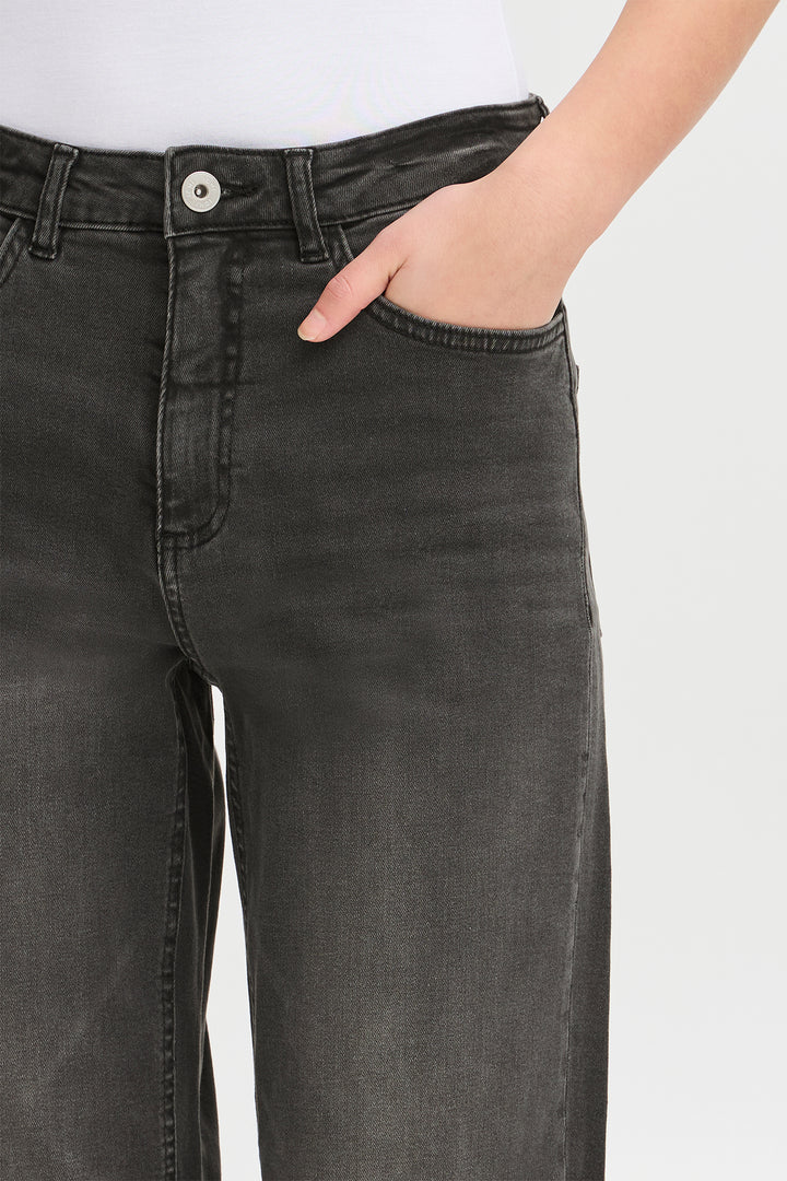 Ichi IHTwiggy Raven Washed Grey Cropped Jeans 20110967 19071 - Shirley Allum Boutique