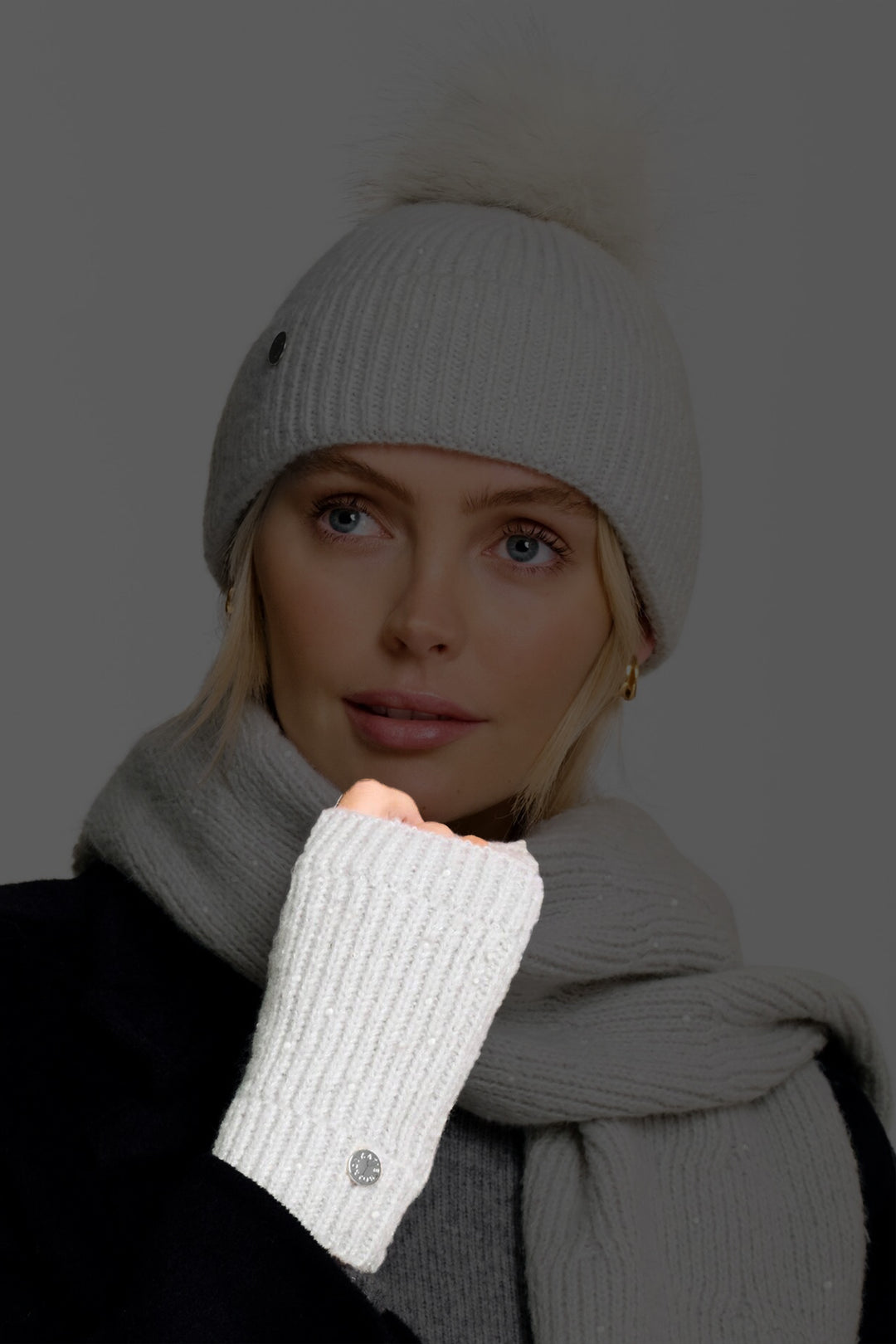 Katie Loxton KLS707 Pale Grey Sequin Hand Warmer Gloves