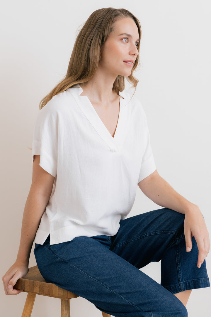 Lily &amp; Me LM26123 White Linen Top at Shirley Allum