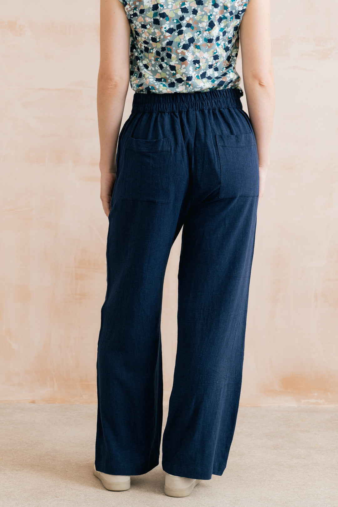 Lily &amp; Me LM26125 Navy Linen Trousers at Shirley Allum