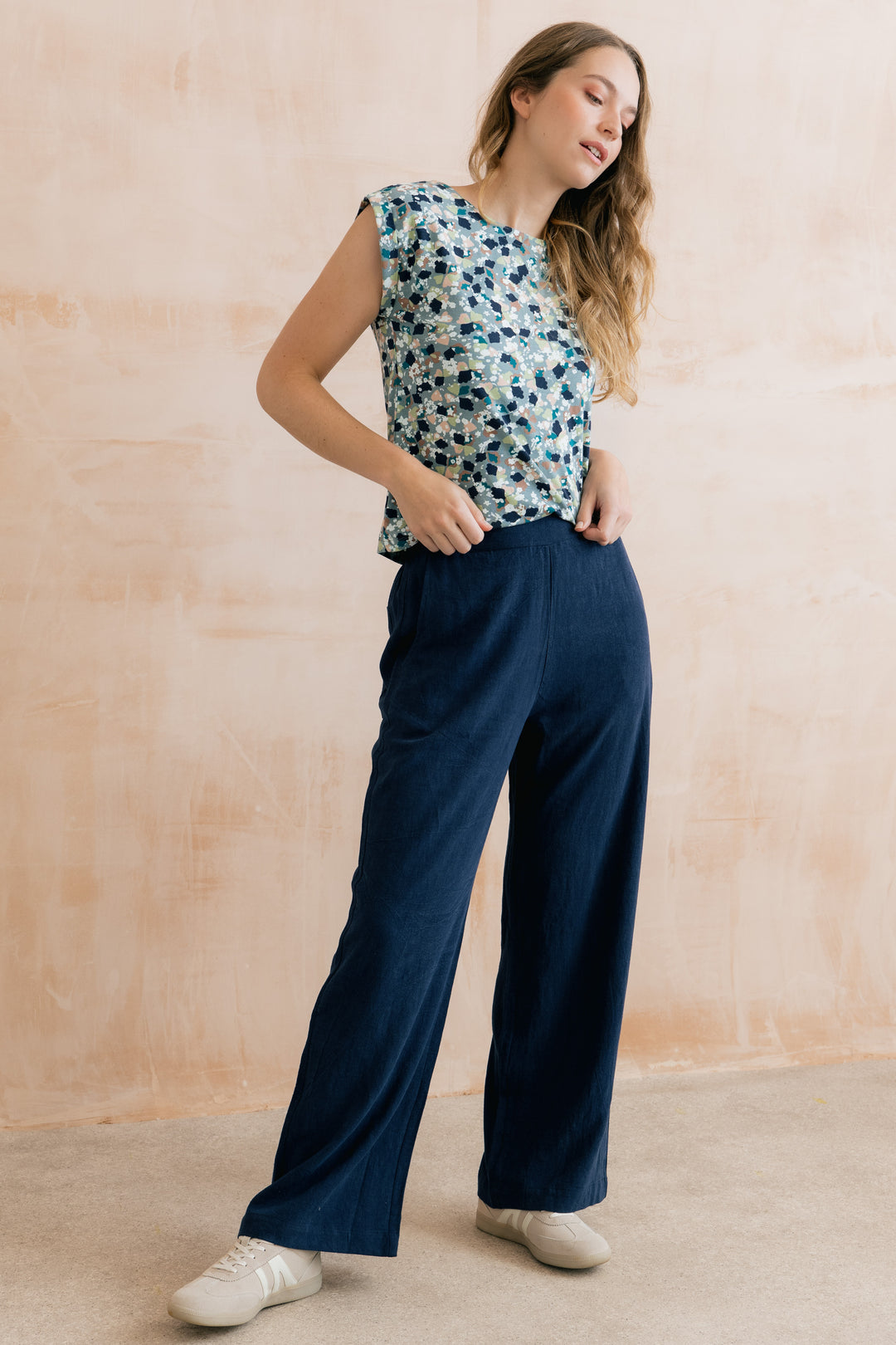 Lily &amp; Me LM26125 Navy Linen Trousers at Shirley Allum