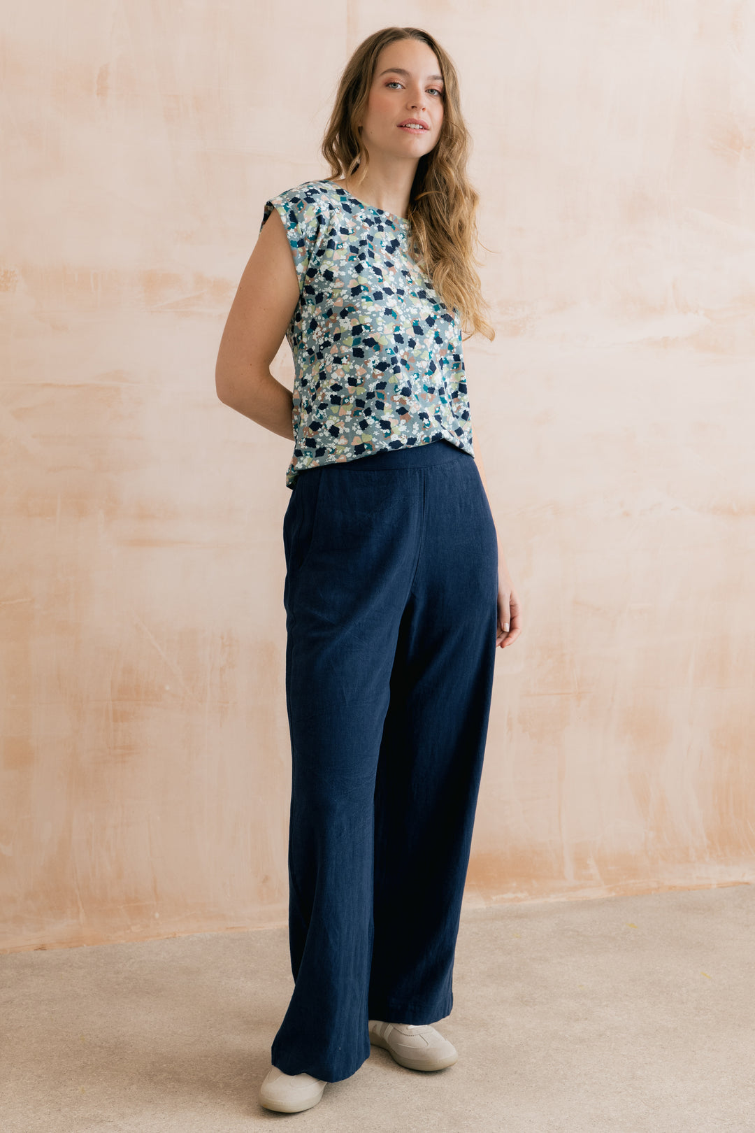 Lily &amp; Me LM26125 Navy Linen Trousers at Shirley Allum