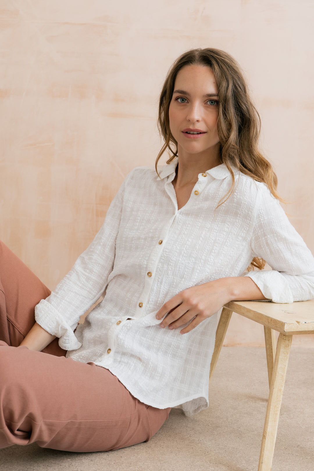 Lily &amp; Me LM26134 Savannah Plain White Seersucker Shirt