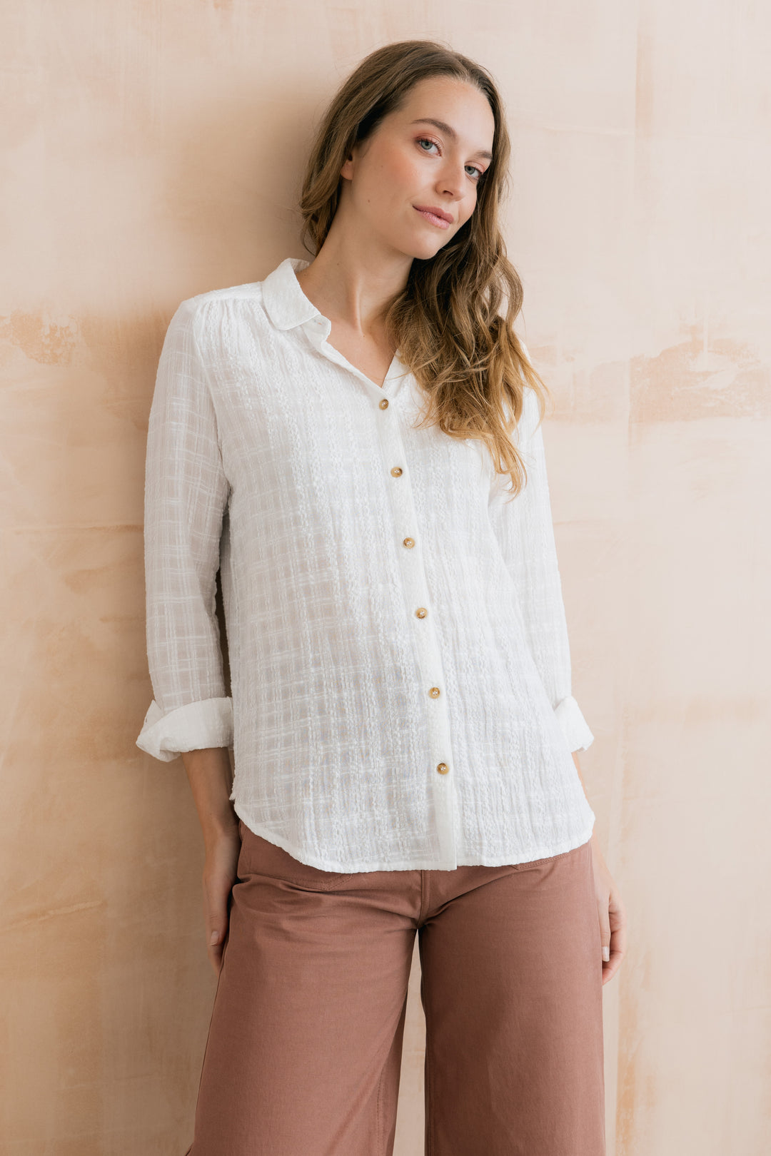 Lily &amp; Me LM26134 Savannah Plain White Seersucker Shirt
