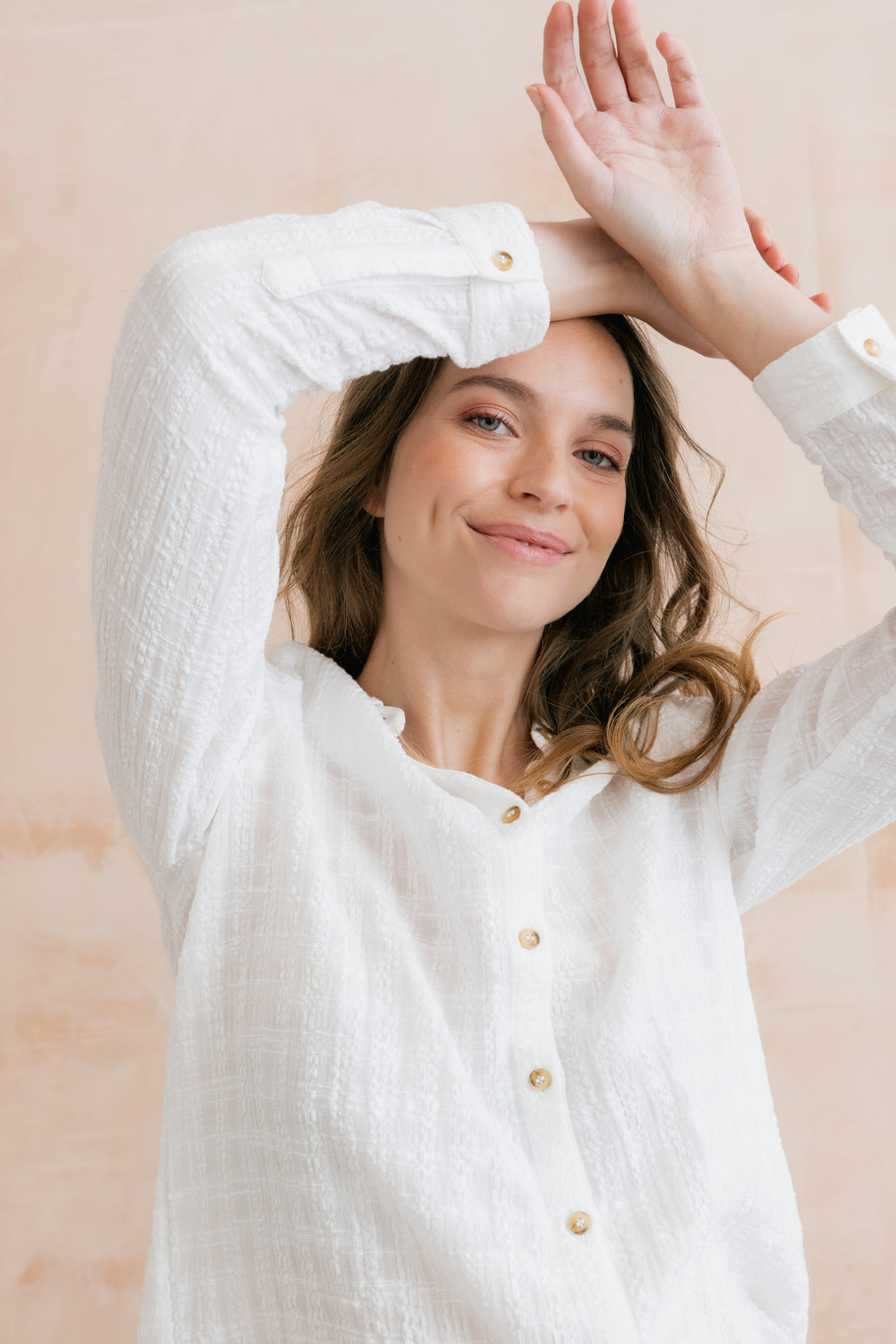 Lily &amp; Me LM26134 Savannah Plain White Seersucker Shirt