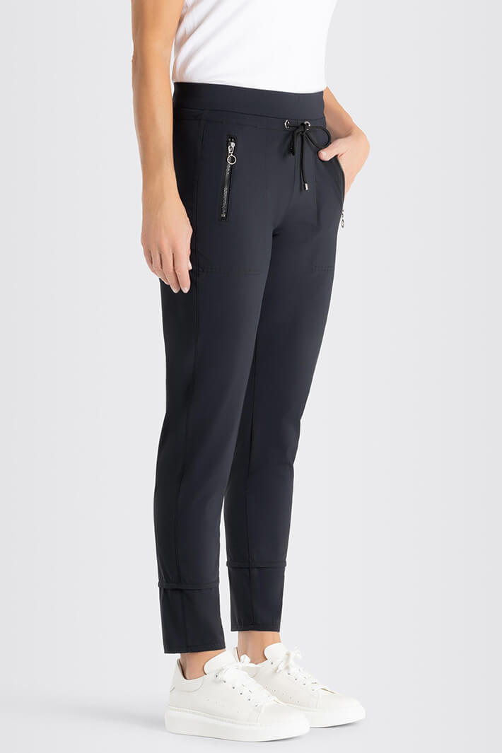 Mac 3020-00-0169L 090 Black Easy Active Trousers - Shirley Allum Boutique
