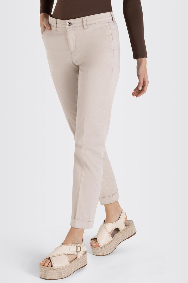 Mac 3075-00-0434L 208R Ivory Authentic Stretch Gabardine Turn Up Chino Trousers - Shirley Allum Boutique