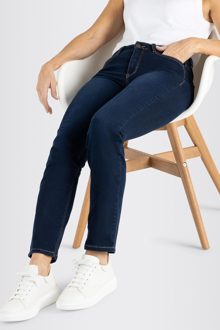 Mac 5401-90-0355L D826 Dark Washed Dream Denim Jeans