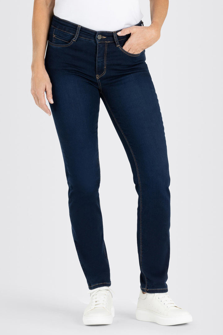 Mac 5401-90-0355L D826 Dark Washed Dream Denim Jeans