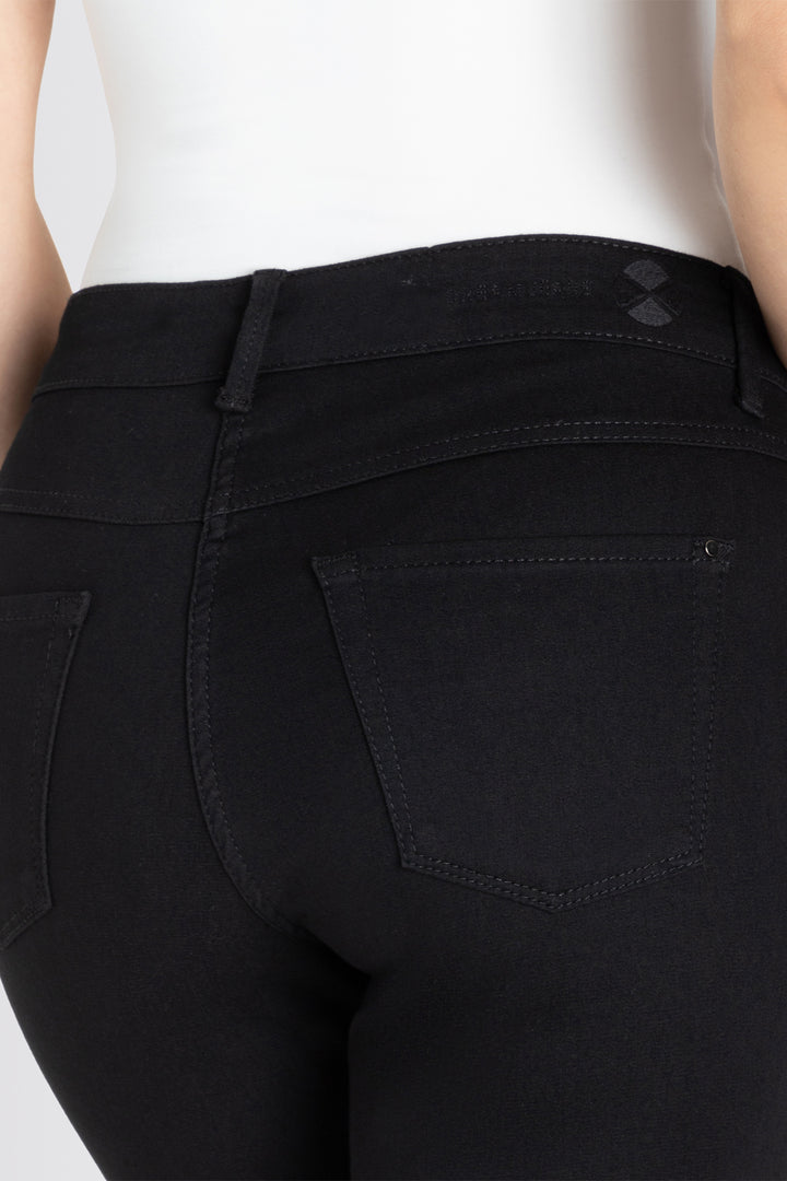 Mac Dream Chic Black-Black Denim Jeans 29L 5471-91-0355L, back pocket detail worn