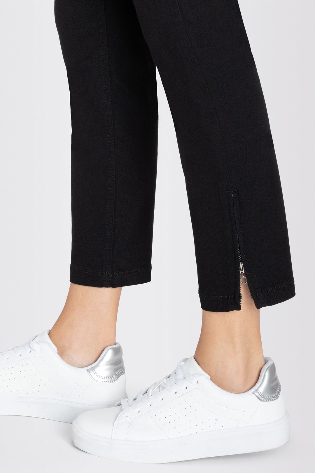 Mac Dream Chic Black-Black Denim Jeans 29L 5471-91-0355L, zip hem detail