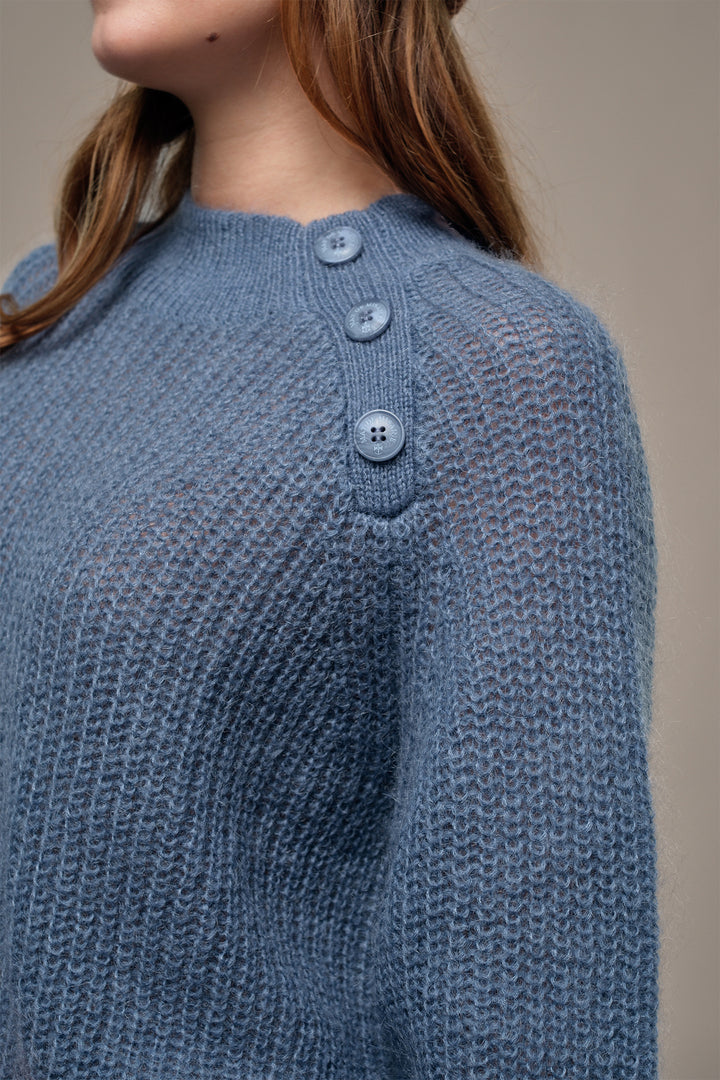 Mat de Misaine Abysse Blue Jumper TECK-545, button shoulder detail