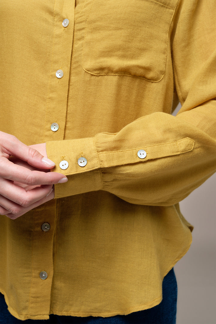 Mat de Misaine Anis Yellow Blouse CUBA-25269, cuff and pocket detail