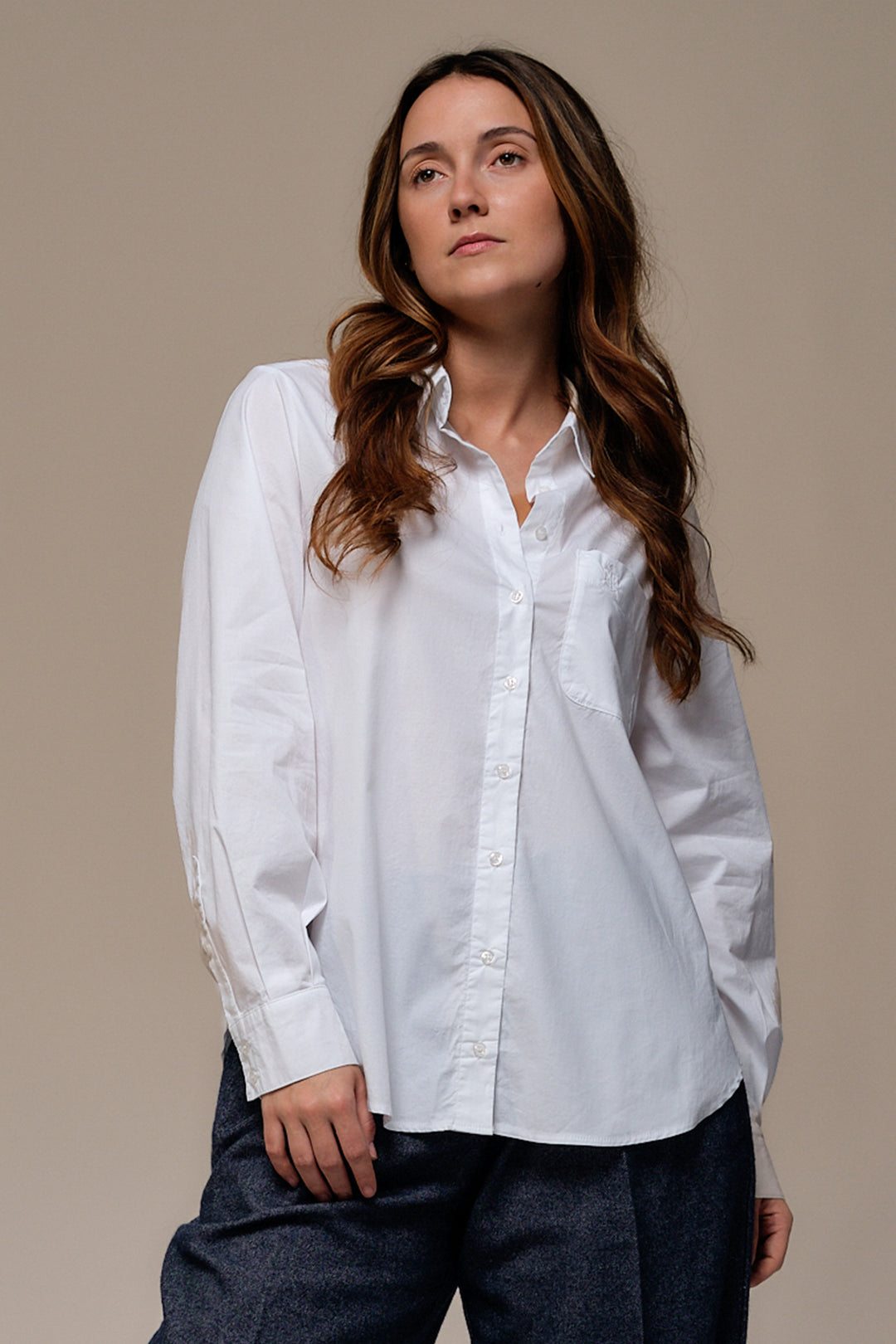 Mat de Misaine Blanc White Blouse CUBA-4703, front view