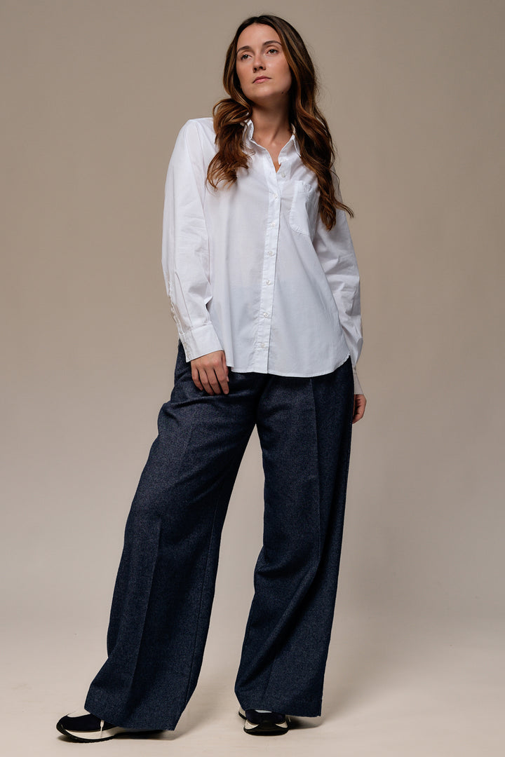 Mat de Misaine Blanc White Blouse CUBA-4703, front full length