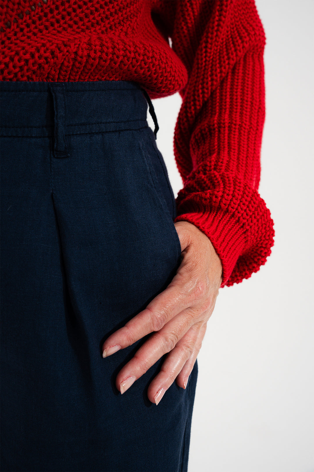 Mat De Misaine Braga 22635F U26 Indigo Navy Linen Shorts