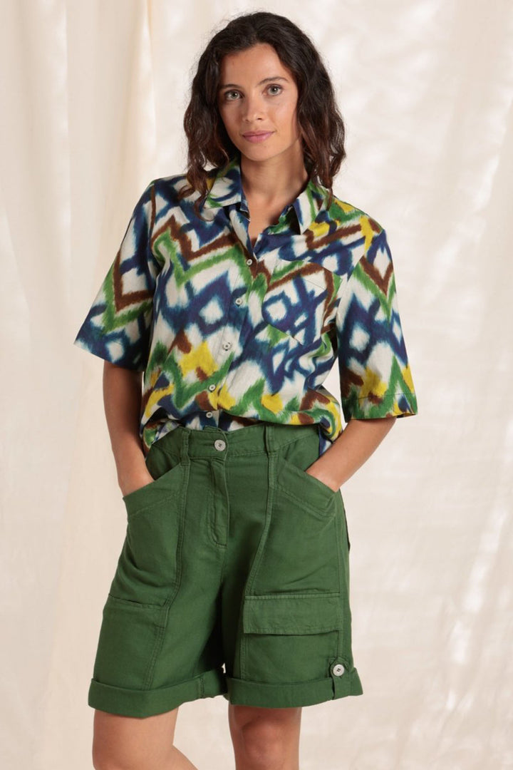 Mat De Misaine Candao-10244 I574 Green Kiwi Print Linen Mix Short Sleeve Shirt - Shirley Allum Boutique