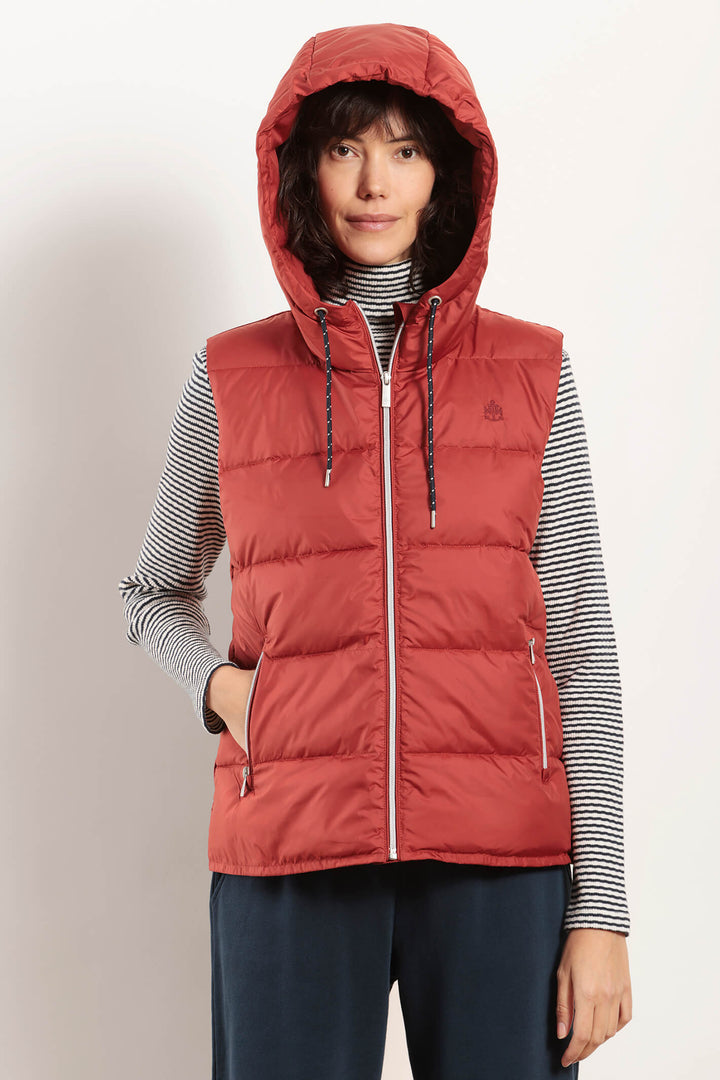 Mat De Misaine Fliga 094 Homard Rust Red Padded Gilet With Hood - Shirley Allum Boutique