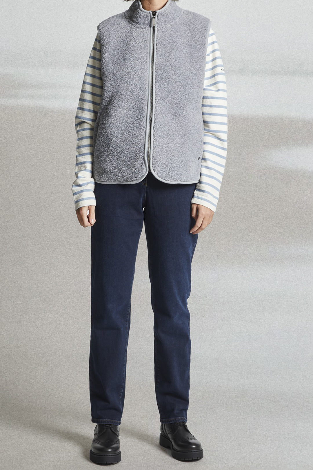 Mat De Misaine Gruissan Minerais Grey Fleece Gilet 25H-GRUISSAN-606 U913 - Shirley Allum Boutique