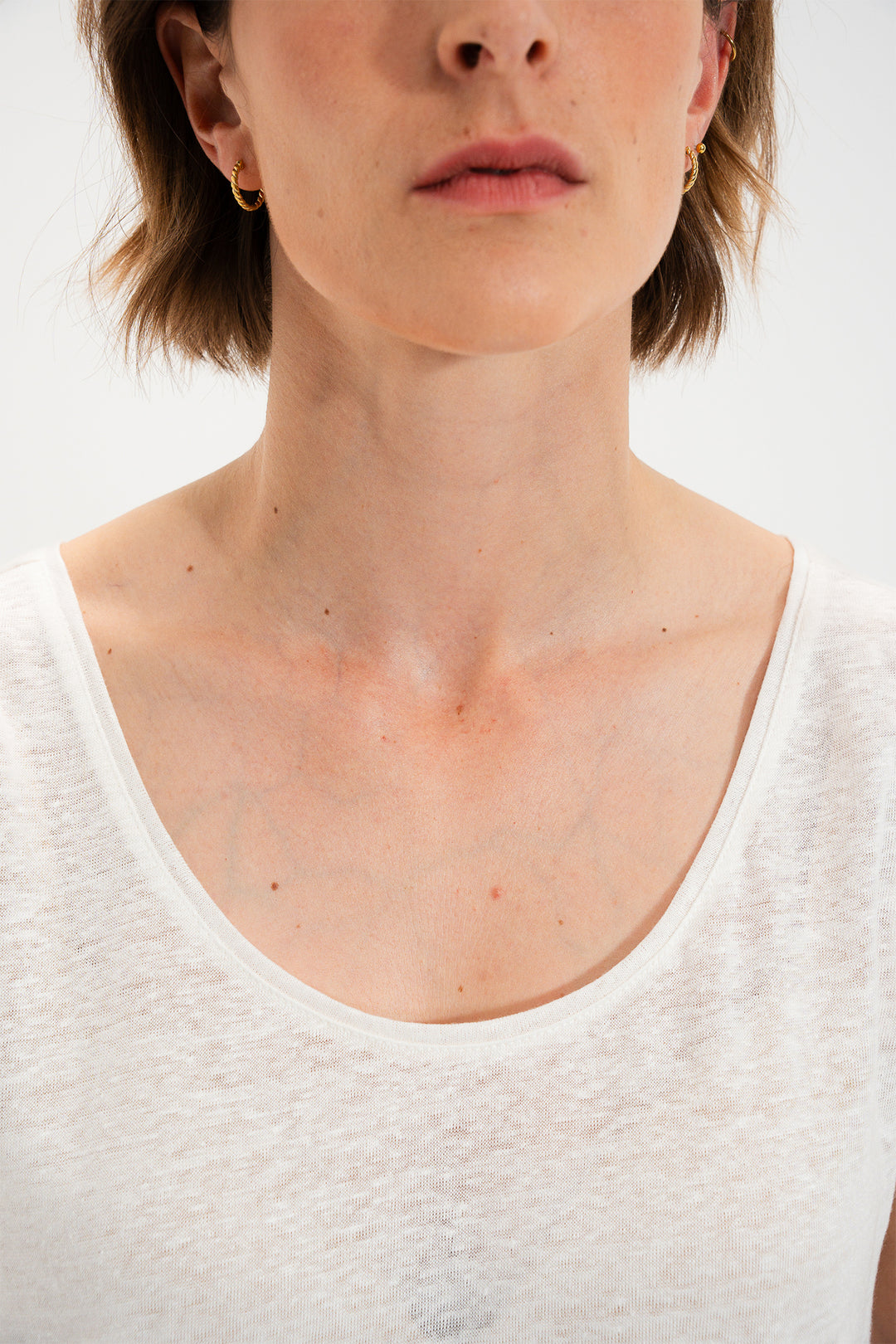 Mat De Misaine Milo Deb 618F Ecru Calcaire Linen Fine Knit Vest Top