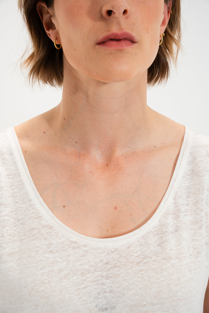 Mat De Misaine Milo Deb 618F Ecru Calcaire Linen Fine Knit Vest Top