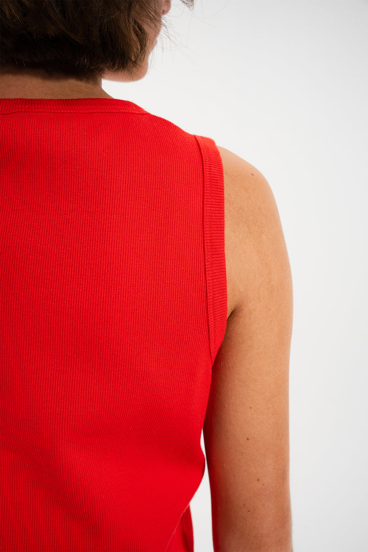 Mat De Misaine Mora SM-603 U335 Rubis Red Sleeveless Cardigan