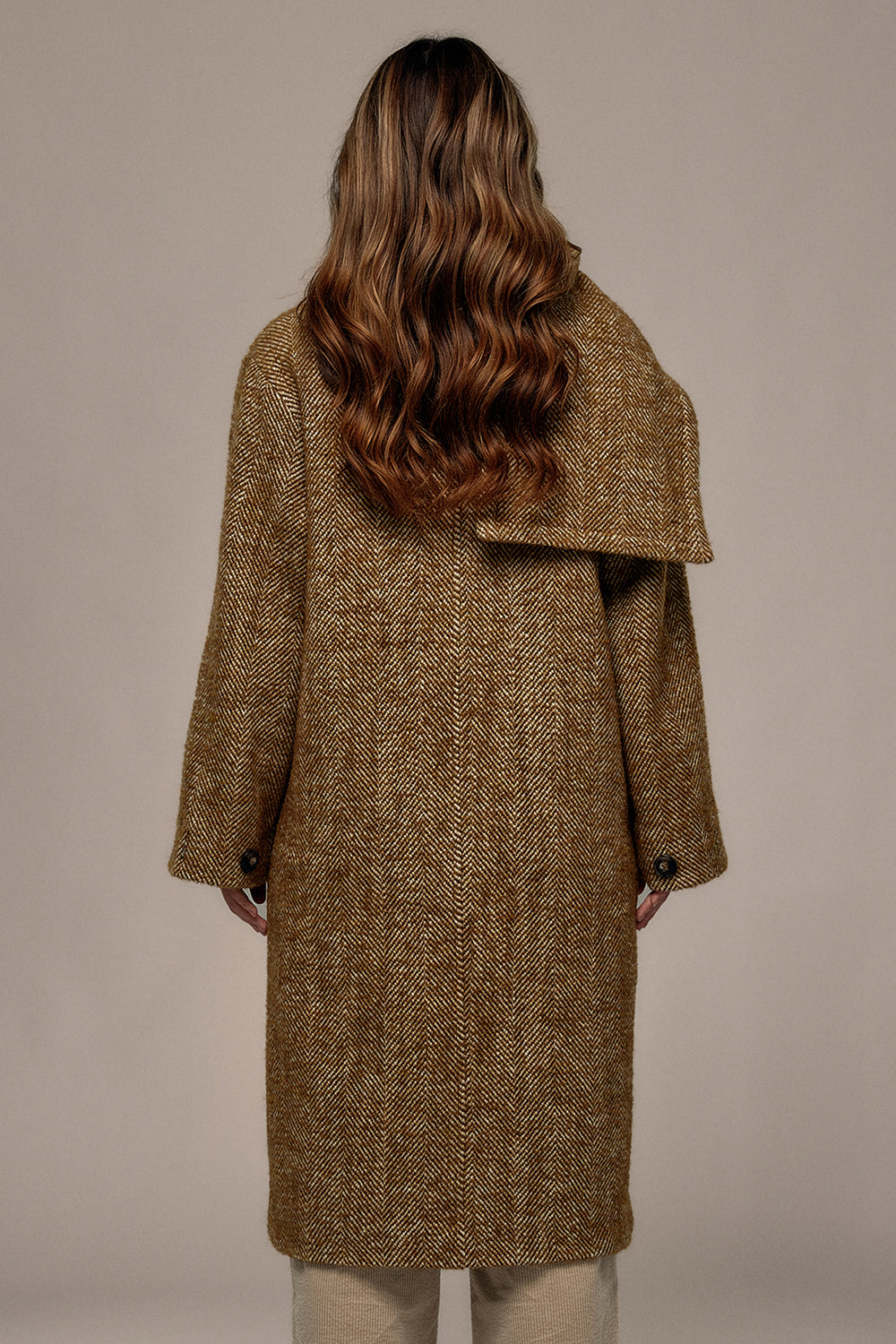 Mat de Misaine Mordore Fantaisie Brown Coat FALCON-25306, back view