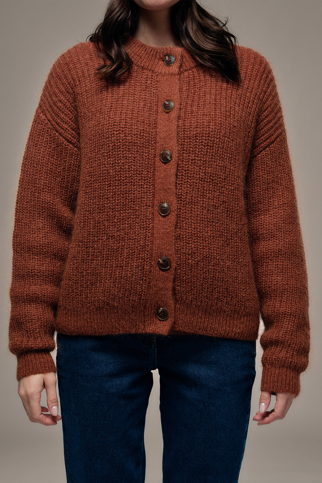 Mat de Misaine Noisette Brown Cardigan THEA CARD-545, button front close up
