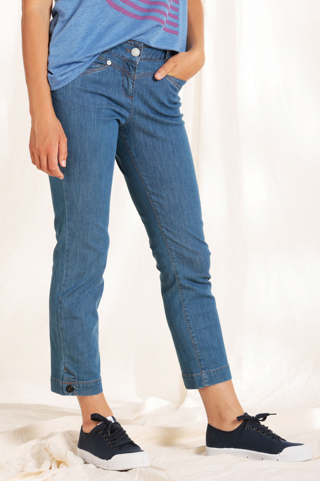 Mat De Misaine Primocour-34728 U245 Bleach Cropped Jeans - Shirley Allum Boutique